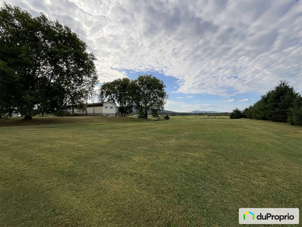 $378,400 - Manufactured home for sale in Shefford — photo 1