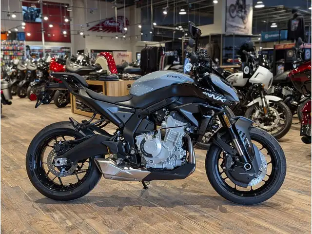 2026 CFMOTO 675NK // Tundra Grey in Sport Bikes in Winnipeg - Image 3