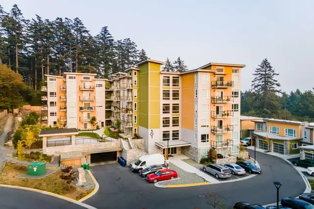 Nursery Heights - 1 Bedroom available at 301 Nursery Hill, Victo