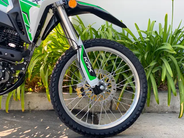 250CC DUAL SPORT MOTORCYCLE | STREET LEGAL DIRT BIKE | LIFAN KPX in Street, Cruisers & Choppers in City of Montréal - Image 13