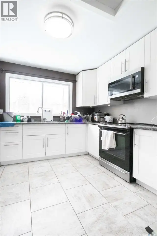 92 Bell STREET Regina, Saskatchewan in Houses for Sale in Regina - Image 11