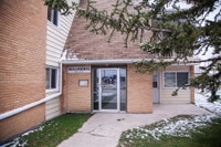 One bedroom Apartment available on Arcola st, Esterhazy IDEAL FOR SHORT TERM CONTRACTORS - A home aw... (image 1)