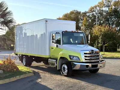 2018 Hino 258 18 Foot Cube Van Hydraulic Brakes Engine Brake Cruise Control Air Suspension Heated Mi...
