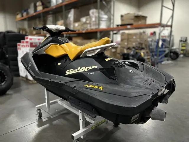 2019 SEADOO SPARK 2UP ROTAX ACE 900 (FINANCING AVAILABLE) in Personal Watercraft in Strathcona County - Image 6