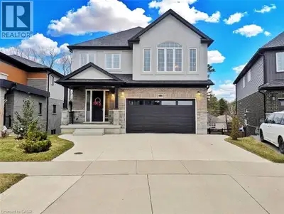 Once-in-a-decade opportunity in Kitchener's coveted Ormston at Doon South.This executive home delive...