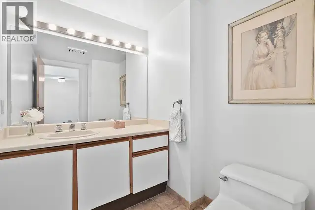 1465 CLYDE AVENUE West Vancouver, British Columbia in Condos for Sale in Downtown-West End - Image 9