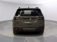 Experience the pinnacle of driving sophistication with the 2026 Jeep Cherokee Laredo in captivating... (image 3)
