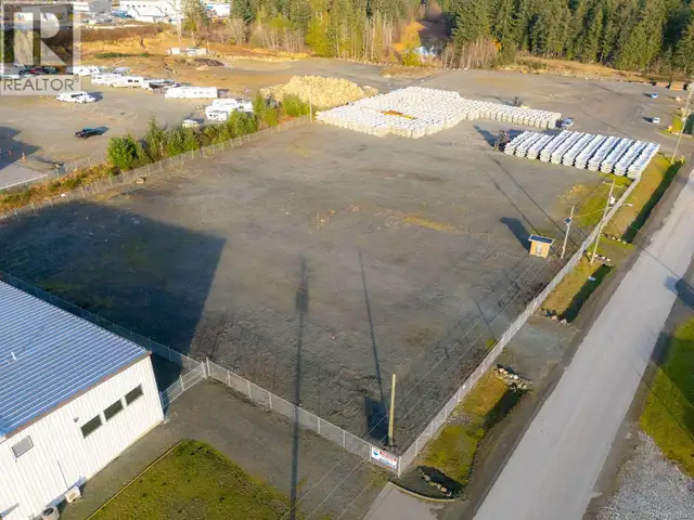 1933 Balsam Rd Nanaimo, British Columbia in Commercial & Office Space for Rent in Nanaimo - Image 9
