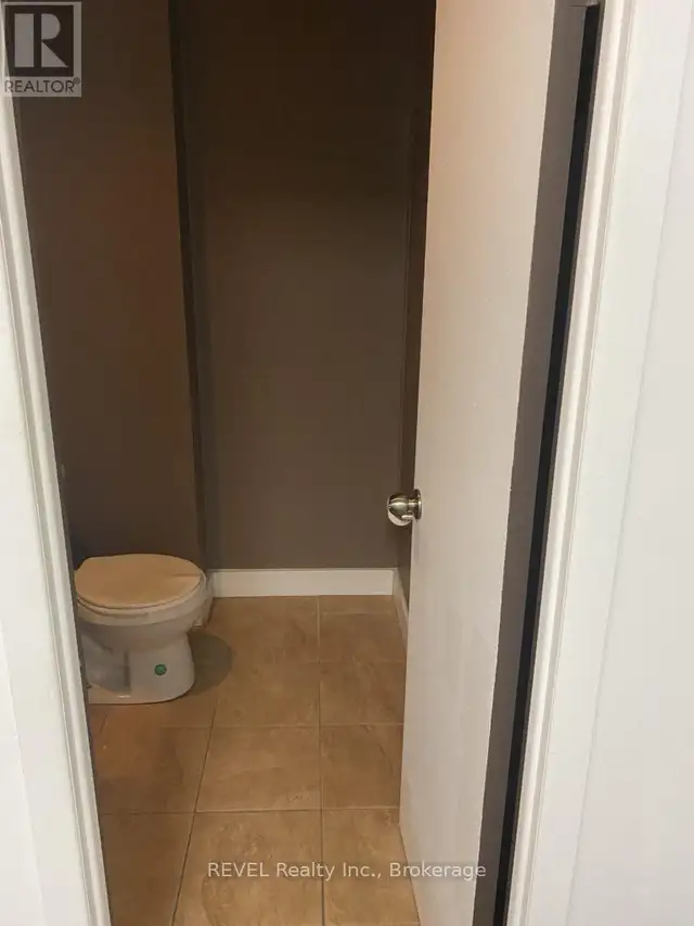 M2 - 112 QUEENSTON STREET St. Catharines (E. Chester), Ontario in Commercial & Office Space for Rent in St. Catharines - Image 5