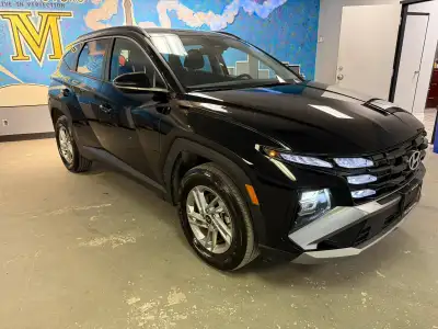 FEATURES OF THE Tucson Preferred, FACTORY WARRANTY »» All-wheel drive for enhanced road grip »» Engi...