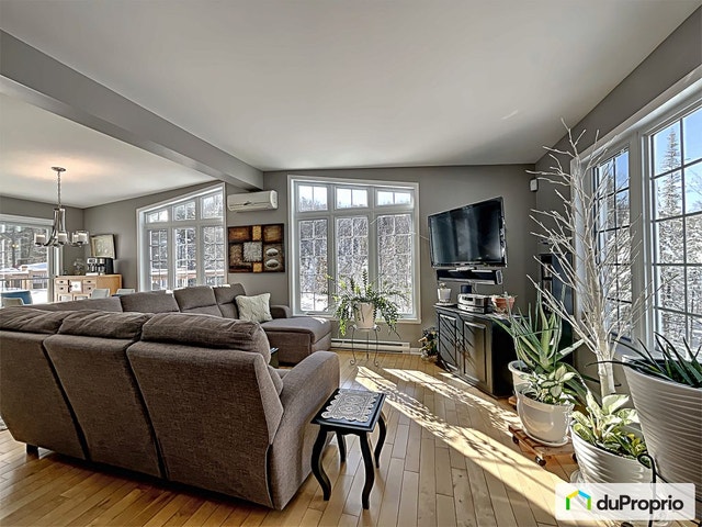 $475,000 - Bungalow for sale in Montcalm — photo 1