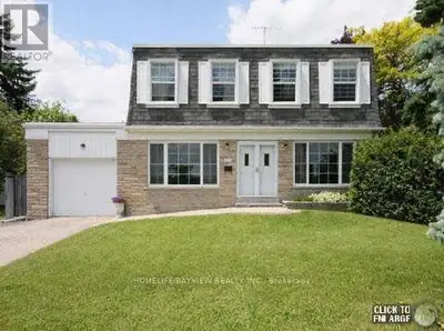 Prime Location, Bright 4-Bedroom Detached Home Featuring 1.5 Bathrooms, Family/Dinning Room, Recentl...