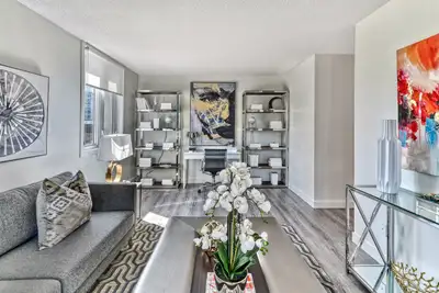 1 Bedroom Premium - 700 9 St. SW *Renovated Suite*