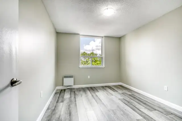 901 Lasalle - 1 Bedroom for Rent in Sudbury in Long Term Rentals in Sudbury - Image 7