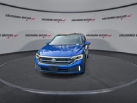 This Volkswagen Jetta has a powerful Turbo Gas 4cyl 1.5L engine powering this Automatic transmission... (image 2)