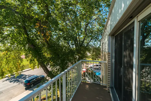 1 Bedroom - 14624 72 St. NW63008315399041122