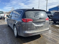 This Chrysler Grand Caravan delivers a Regular Unleaded V-6 3.6 L/220 engine powering this Automatic... (image 1)