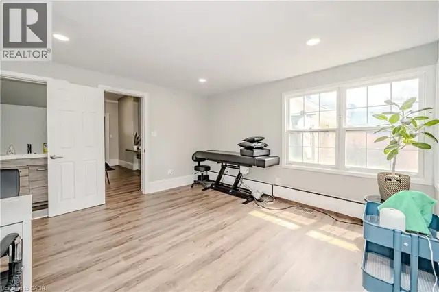 492 LOCUST Street Unit# 1 Burlington, Ontario in Commercial & Office Space for Rent in Oakville / Halton Region - Image 23