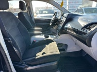 2016 Dodge Grand Caravan Crew , Stow & Go FINANCING AVAILABLE Comes With Power Windows, Power Locks,... (image 7)