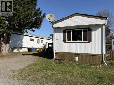 Affordable living with this 2 bed 1 bath modular home located in lower Thornhill in quiet park. Feat...
