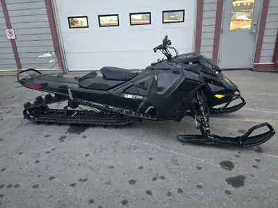 Western Canada's Largest Used Boat and Powersports Dealership! Over 150 units in stock! Over 24000 o...