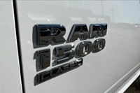 . . . . 5.7 L 8 Cyl Engine Vehicle Options: Rear Back Up Camera, Touch Screen Radio System, Power Dr... (image 7)
