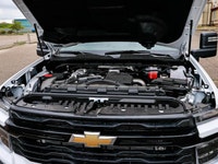 Welcome To Sherwood Park Chevrolet. The #1 Volume Chevrolet Dealer in Canada. This Chevrolet SILVERA... (image 8)