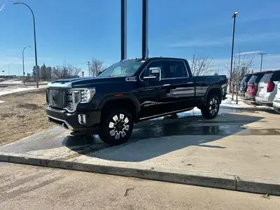 This GMC Sierra 3500HD boasts a Turbocharged Diesel V8 6.6L/ engine powering this Automatic transmis...