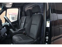 2020 MERCEDES SPRINTER - LOW ROOF!!! 3.0L V6 DIESEL ENGINE!!! 3 SEATER !!! ONLY 136,000 KM , YES , O... (image 7)