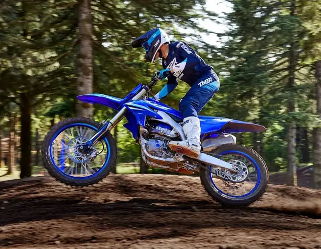 2025 Yamaha YZ 450F $1000 In House Discount in Dirt Bikes & Motocross in Ottawa - Image 3