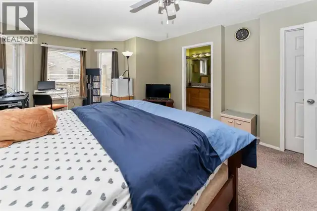 63 Hawkmount Green NW Calgary, Alberta in Houses for Sale in Calgary - Image 23