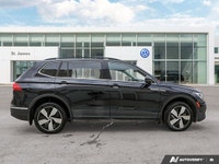 * 8-speed automatic transmission with Tiptronic / 4MOTION All-Wheel Drive * Driving Profile Selectio... (image 5)
