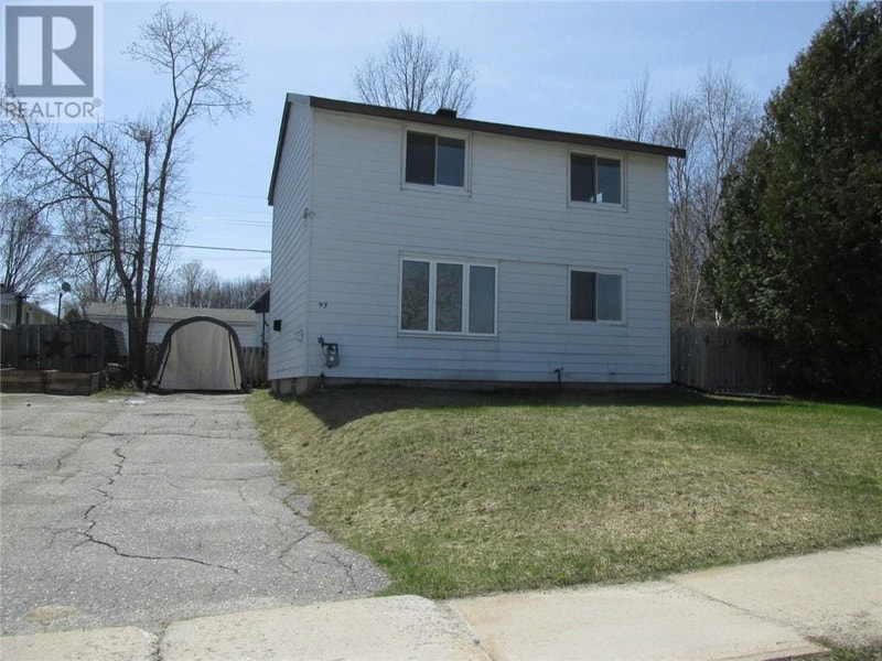 93 Hutchison Avenue Elliot Lake, Ontario Houses for Sale Sudbury