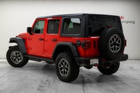 Why buy new? Save over $14,900 + tax from new on this ultra low KM 2026 Jeep Wrangler 4-Door 4x4 Rub... (image 5)