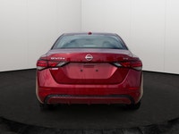 Experience the perfect blend of athletic styling and everyday practicality in this refined compact s... (image 4)