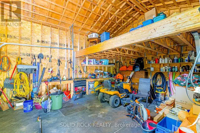 261 LACOURSE LANE Lanark Highlands, Ontario in Houses for Sale in Ottawa - Image 29