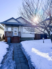 Spacious 3-Bedroom, 2-Bathroom Home for Rent in Grande Prairie Grande Prairie Alberta Preview