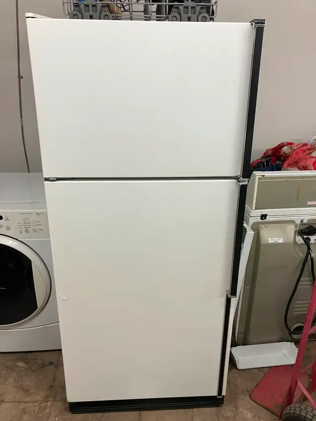 Fridges $400 & up 1 yr. warranty local delivery inc 306 202 2893628637365594891226