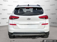 This Hyundai Tucson boasts a Regular Unleaded I-4 2.4 L/144 engine powering this Automatic transmiss... (image 4)