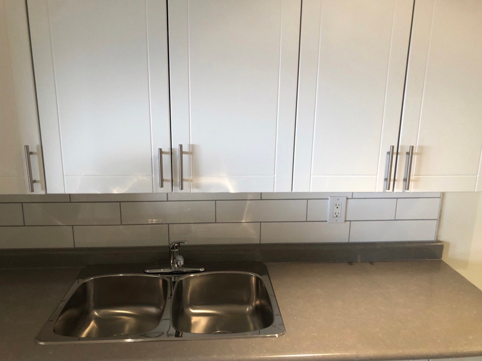Spacious two bedroom unit available 4