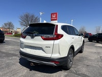 Designed for discerning drivers seeking both comfort and capability, this pristine 2017 Honda CR-V E... (image 5)