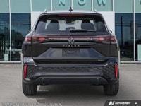 This Volkswagen Tiguan boasts a Intercooled Turbo Regular Unleaded I-4 2.0 L/121 engine powering thi... (image 5)