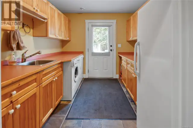2220 Honey Wulff Close Nanoose Bay, British Columbia in Houses for Sale in Parksville / Qualicum Beach - Image 38