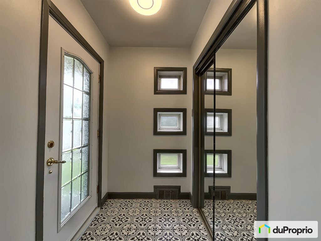 $525,000 - Bungalow for sale in Ste-Martine — photo 2