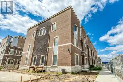 31 ALMOND BLOSSOM Mews Unit# 149 Concord, Ontario