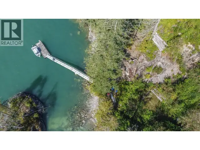 1 BUNTZEN BAY North Vancouver, British Columbia in Land for Sale in Burnaby/New Westminster - Image 24