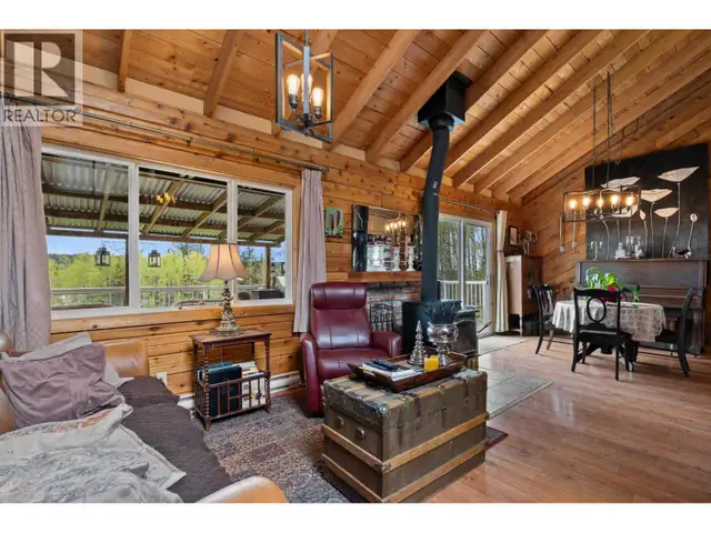 7796 N BRIDGE LAKE ROAD Bridge Lake, British Columbia in Houses for Sale in 100 Mile House - Image 9