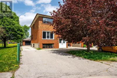 Fully renovated home in the heart of North York. Located in a quiet neighbourhood close to Hwy 401 a...