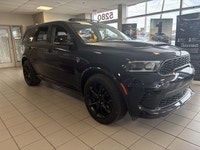 ENGINE: 6.2L HEMI V8 SUPERCHARGED SRT (STD),NIGHT MOVES,HAMMERHEAD GREY/BLACK LAGUNA LEATHER HIGH PE... (image 4)