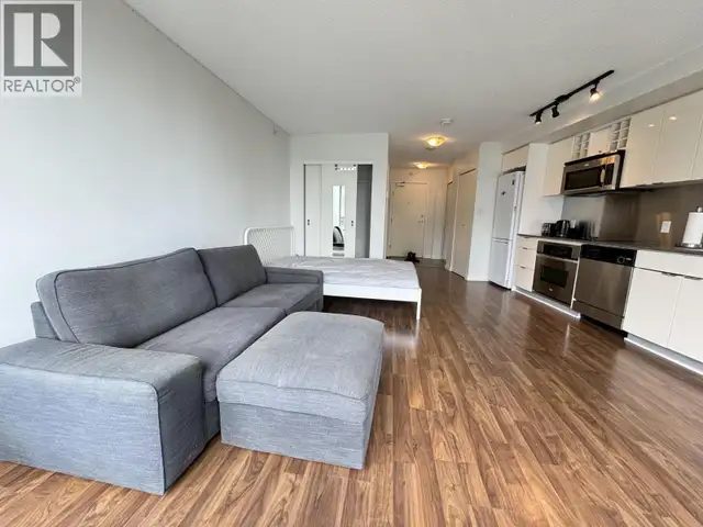 2108 233 ROBSON STREET Vancouver, British Columbia in Long Term Rentals in Vancouver - Image 6
